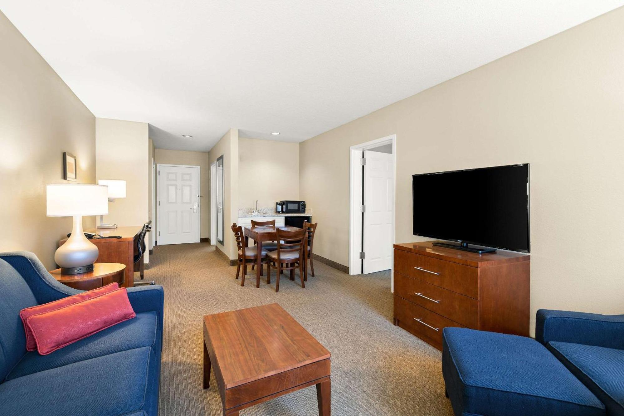 Comfort & Hotel
