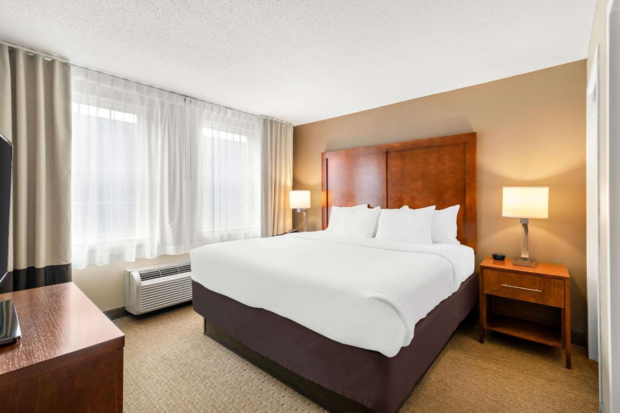 Hotel Comfort &