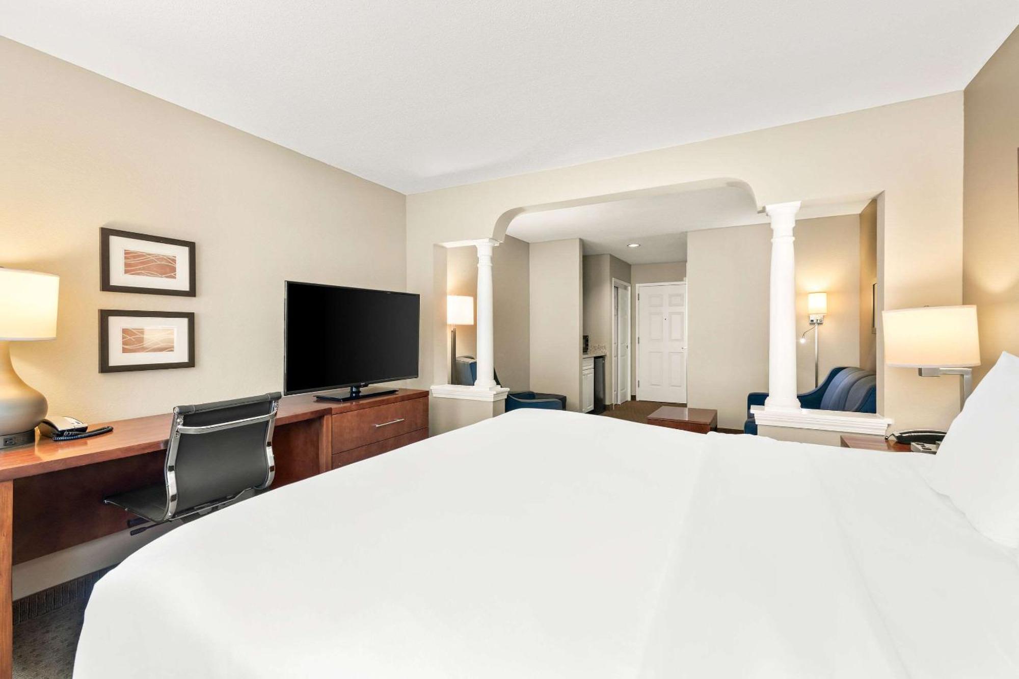 Hotel Comfort &